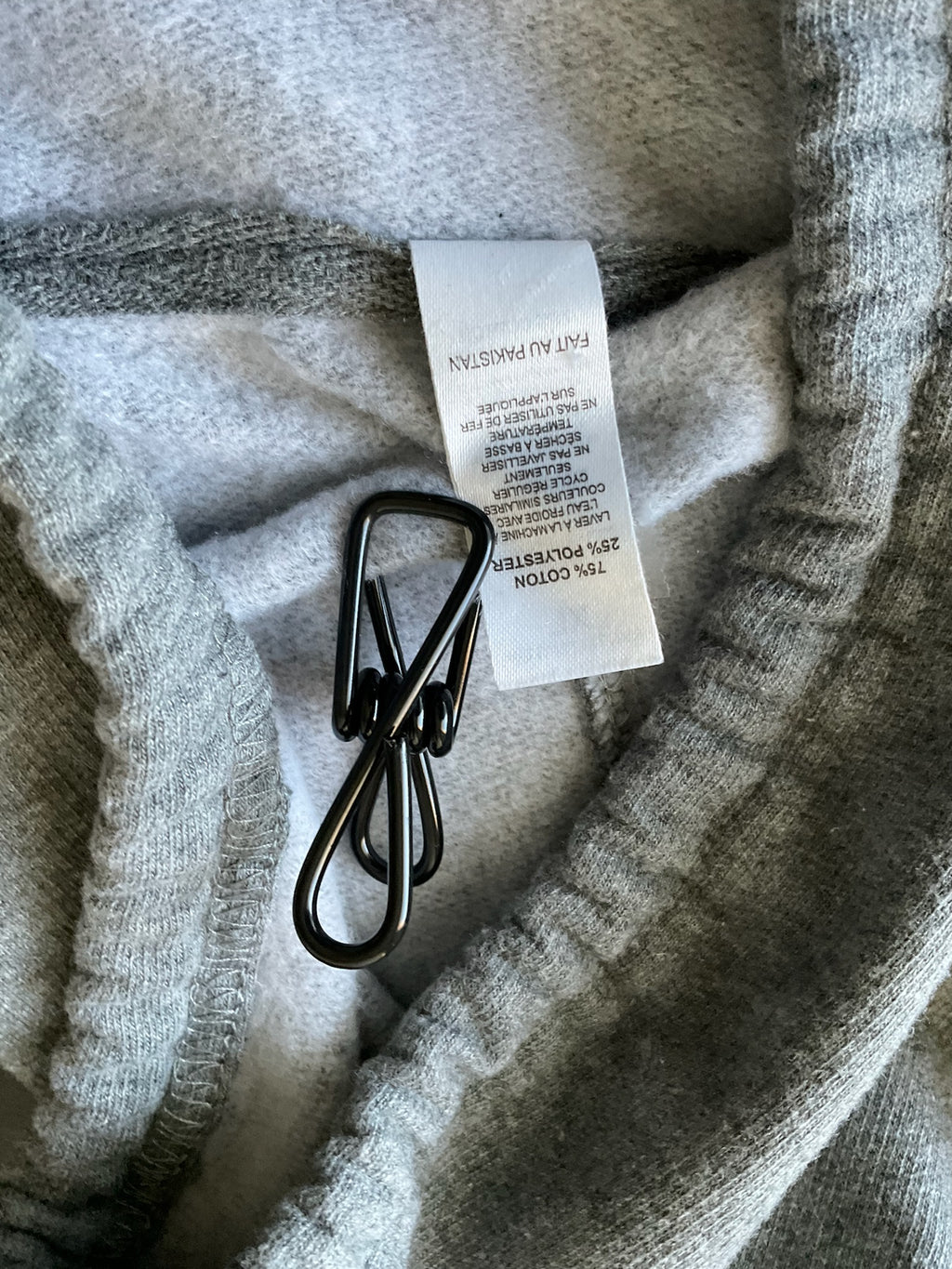 Women's Hoodie with Oregon  Print in Gray. Front  Pocket. Size X Large