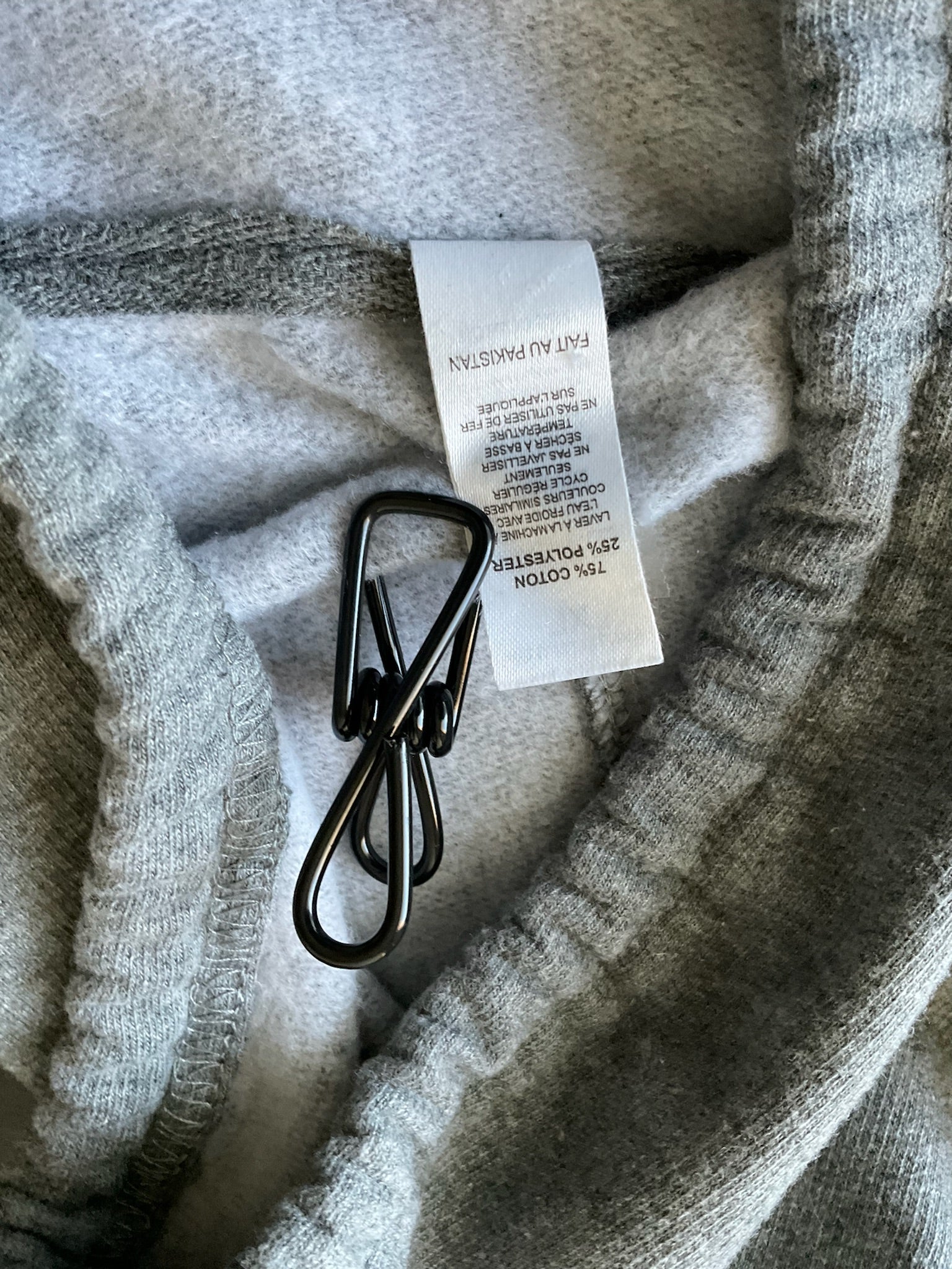 Women's Hoodie with Oregon  Print in Gray. Front  Pocket. Size X Large