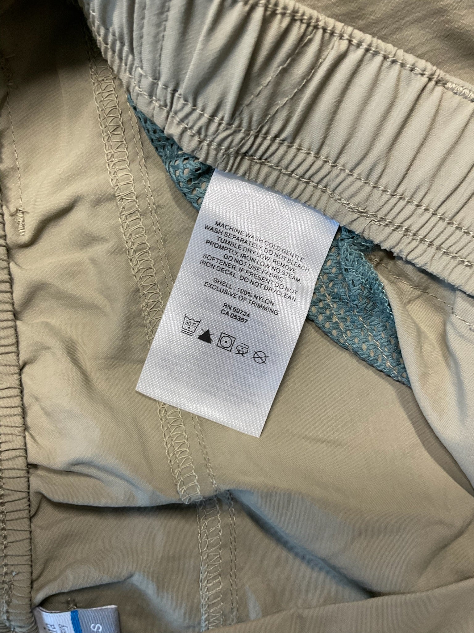 Columbia Women's Sandy River Cargo Hiking Shorts - Khaki Tusk / Size Small