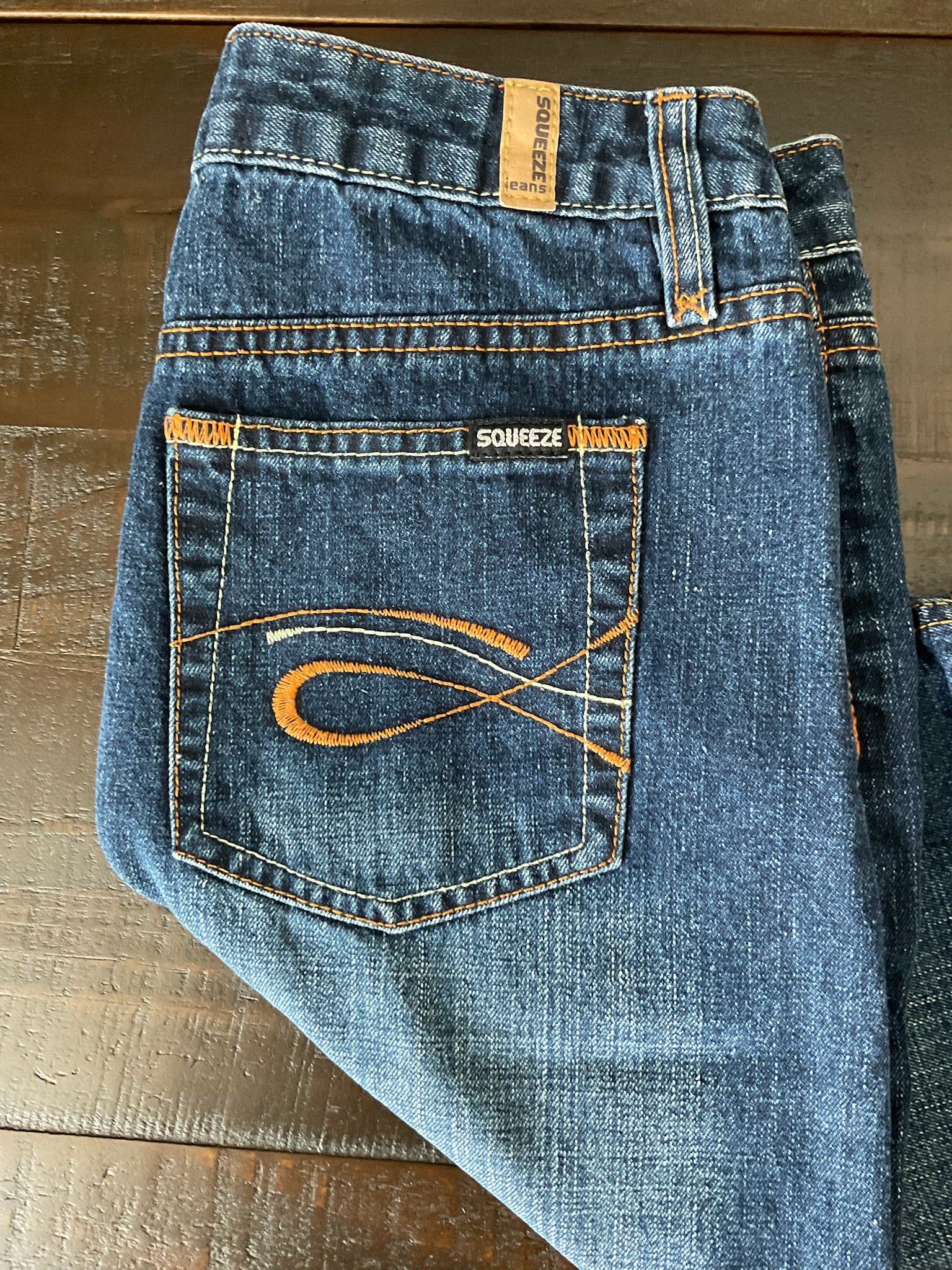Vintage Squeeze Denim Dark Wash Mini Skirt. Size 1