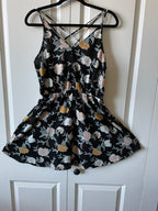 Kendall & Kylie Black Floral Dress V-Cut Back Adjustable Straps Size Large