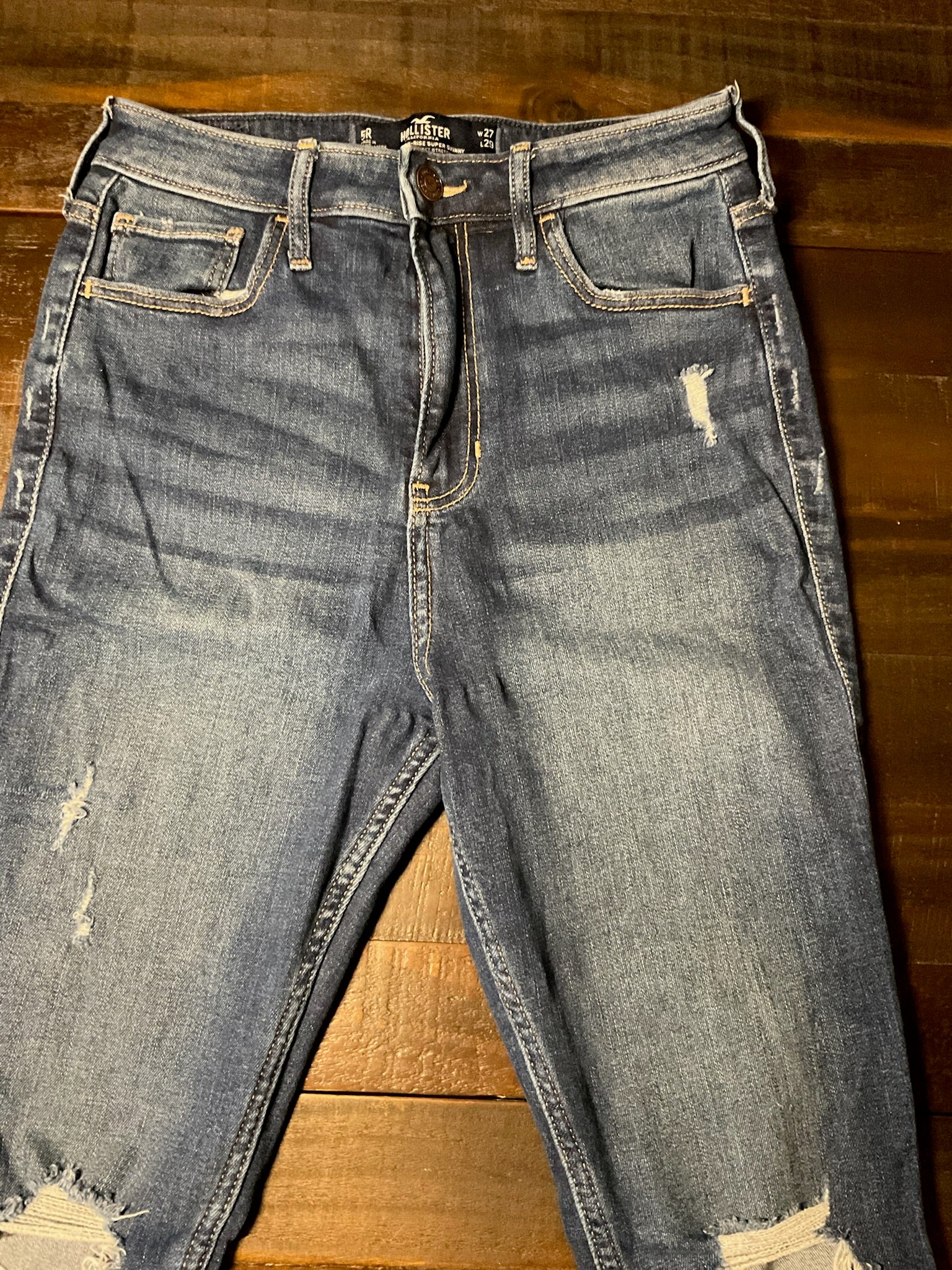 Hollister Women's Ultra High Rise Super Skinny Distressed Jeans - Size 5 Regular 