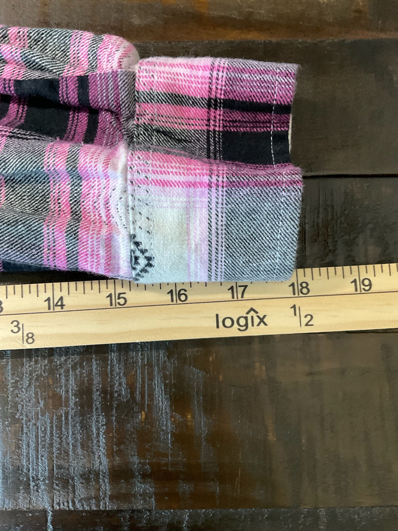 Wrangler Retro Women's Pink, Black & White Plaid Flannel Shirt - Size Small