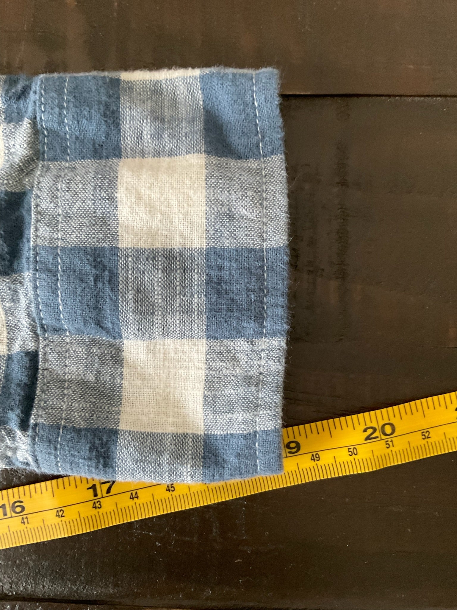 American Eagle Men's Super Soft Plaid Long Sleeve Button Up Shirt