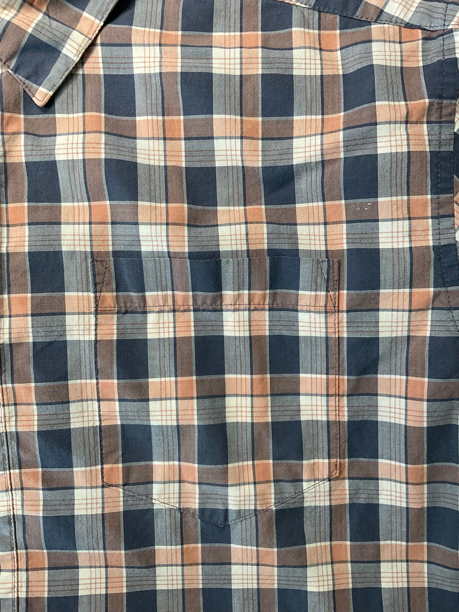 Patagonia Men’s Fezzman Short-Sleeve Plaid Button-Up - Orange & Gray.  Size L