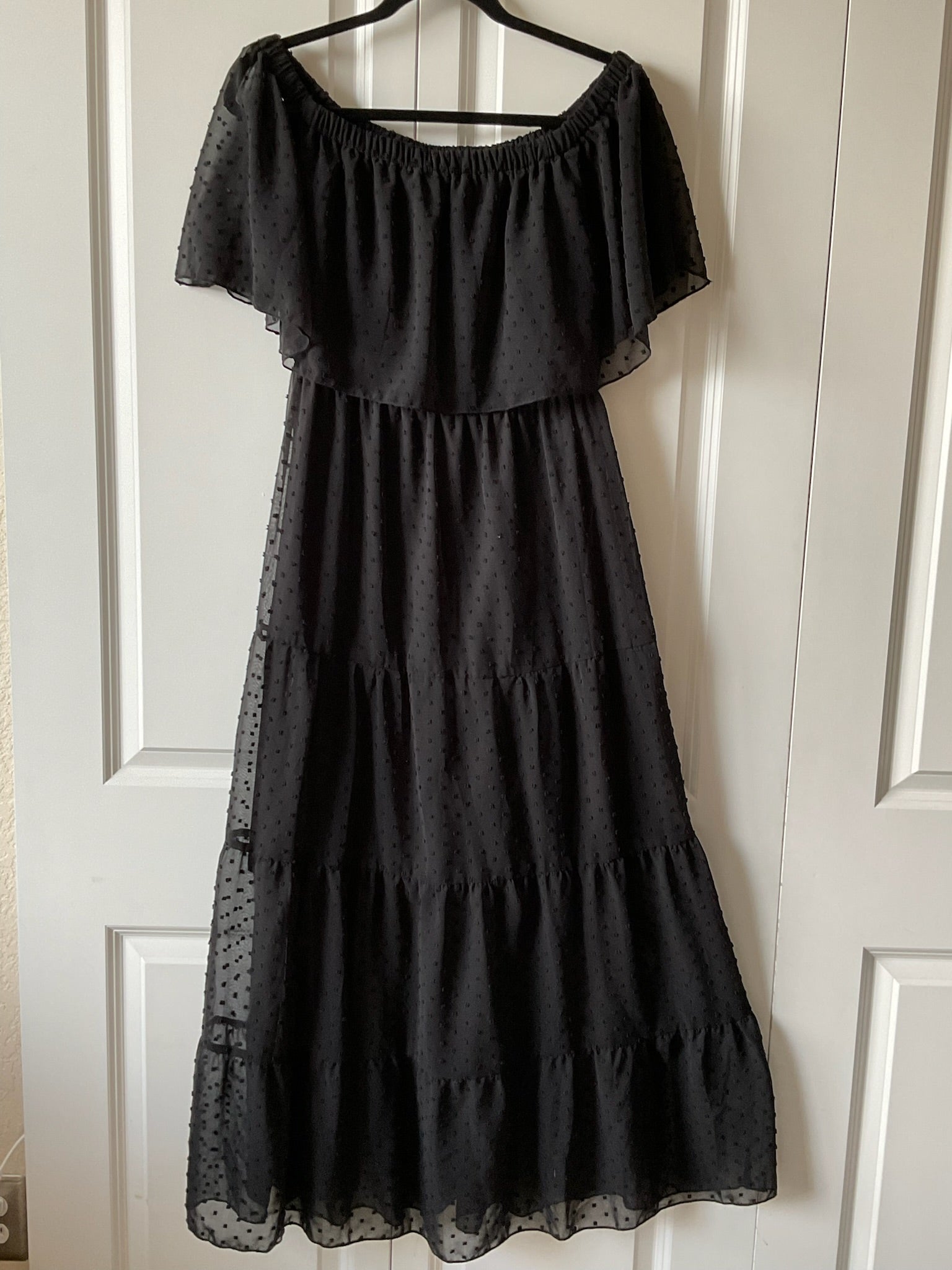 Kirundo Women's Off-The-Shoulder Swiss Dot Black Dress - Size Large