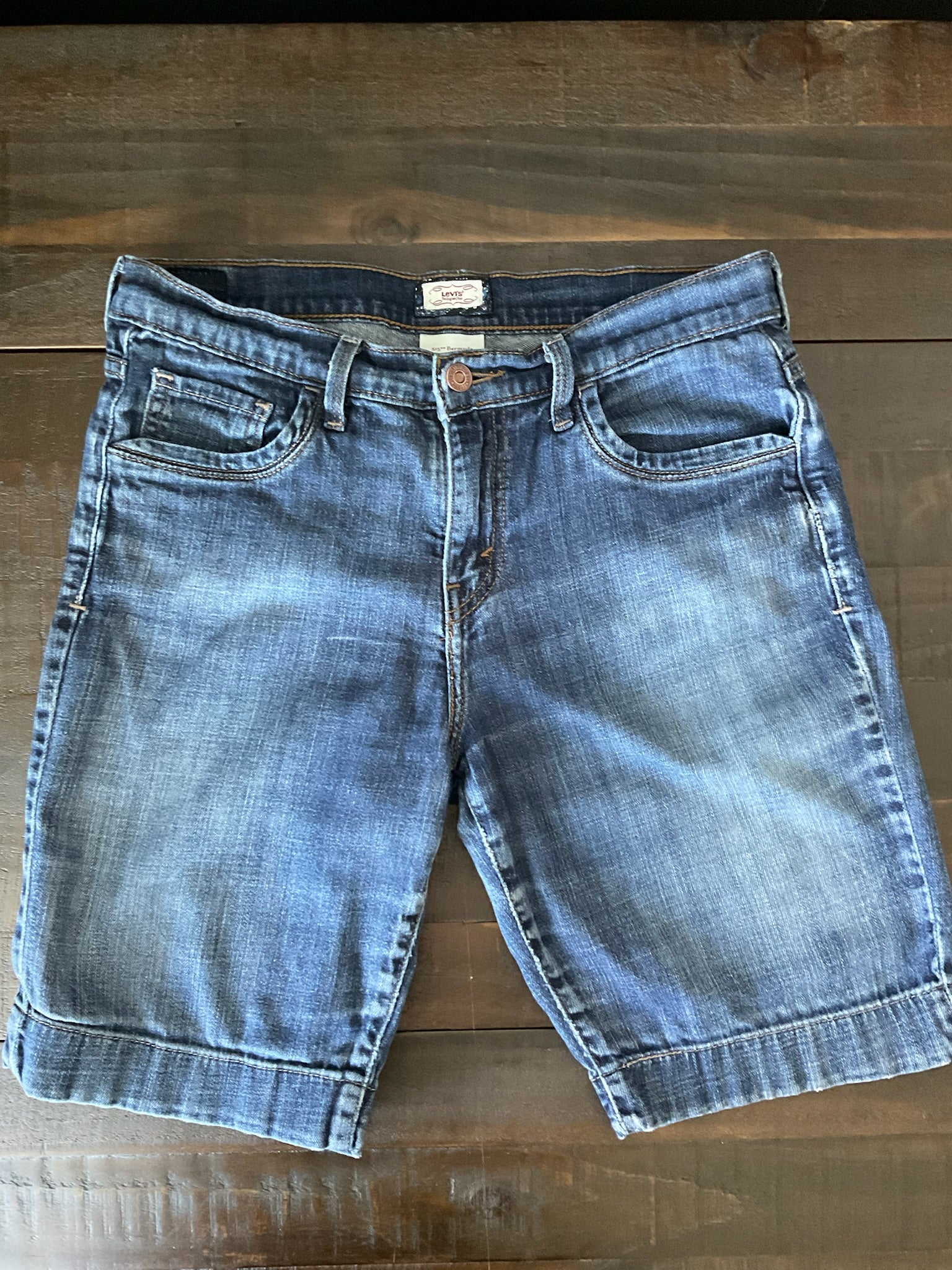 Levi’s Women's 515 Bermuda Denim Shorts – Dark Wash Size 10