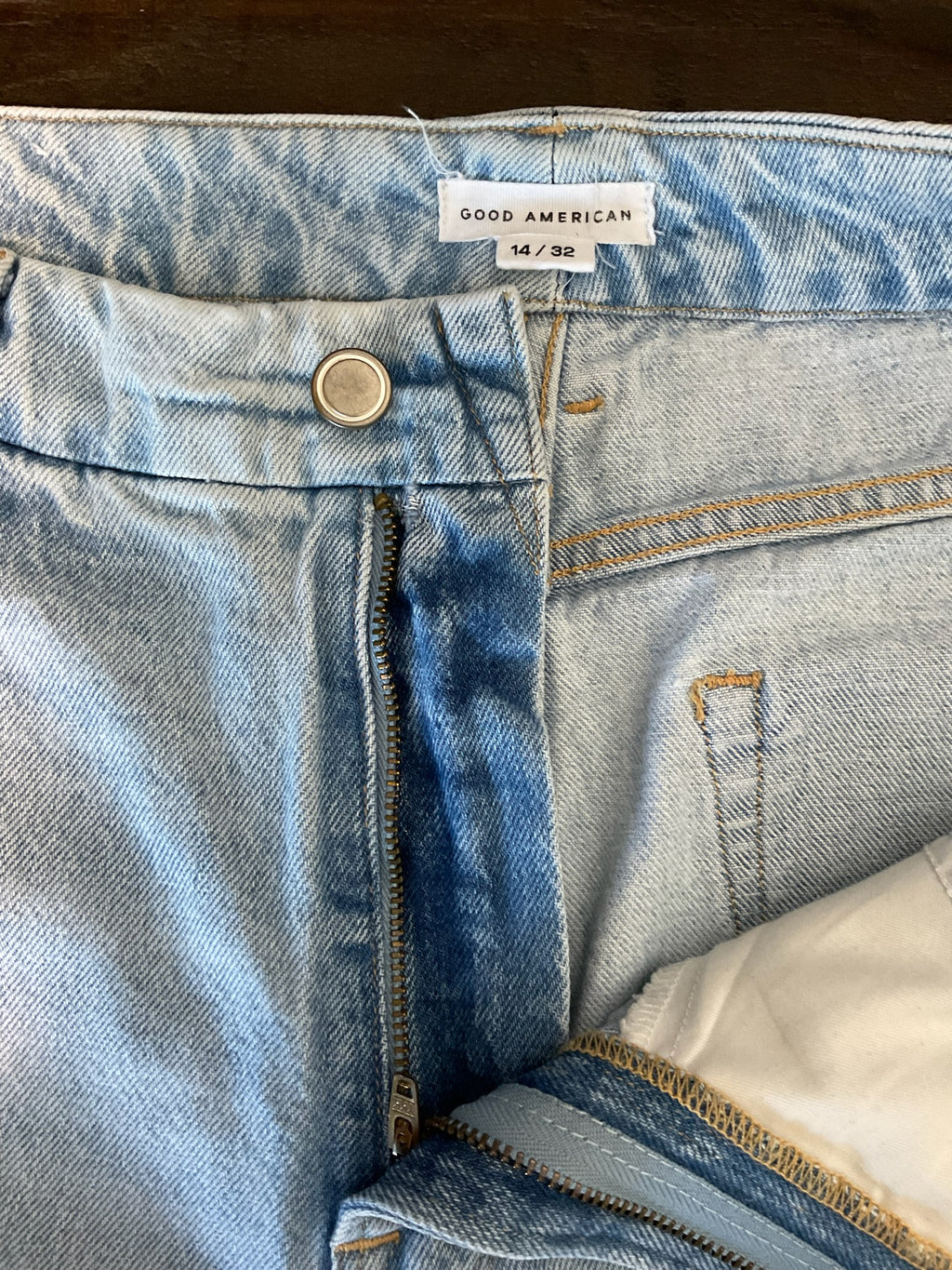 Good American Women's Low Rise Light Wash Denim Jeans - Size 14 / 32