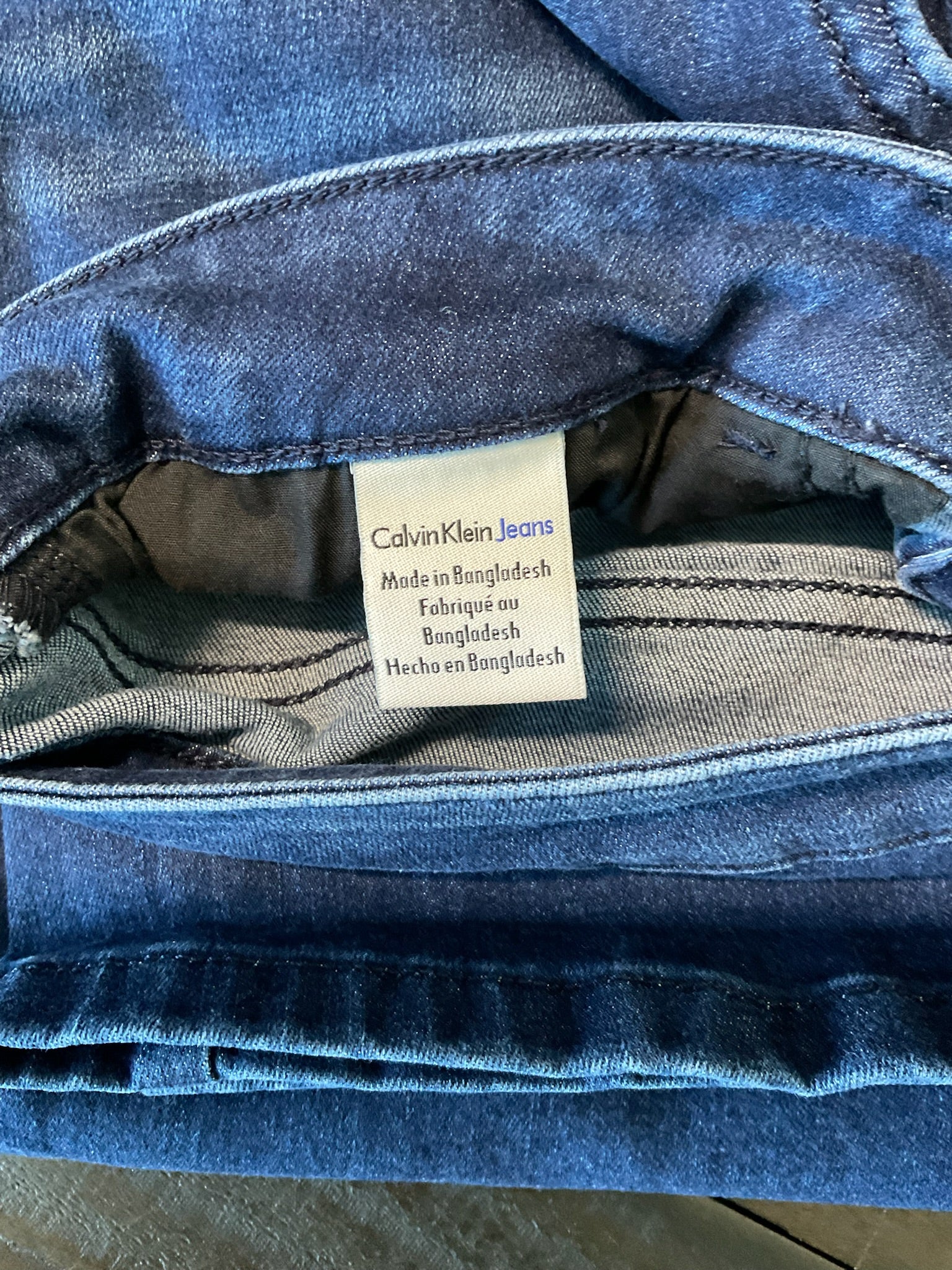 Calvin Klein Women's Slim Boyfriend Jeans Dark Wash Size 10  