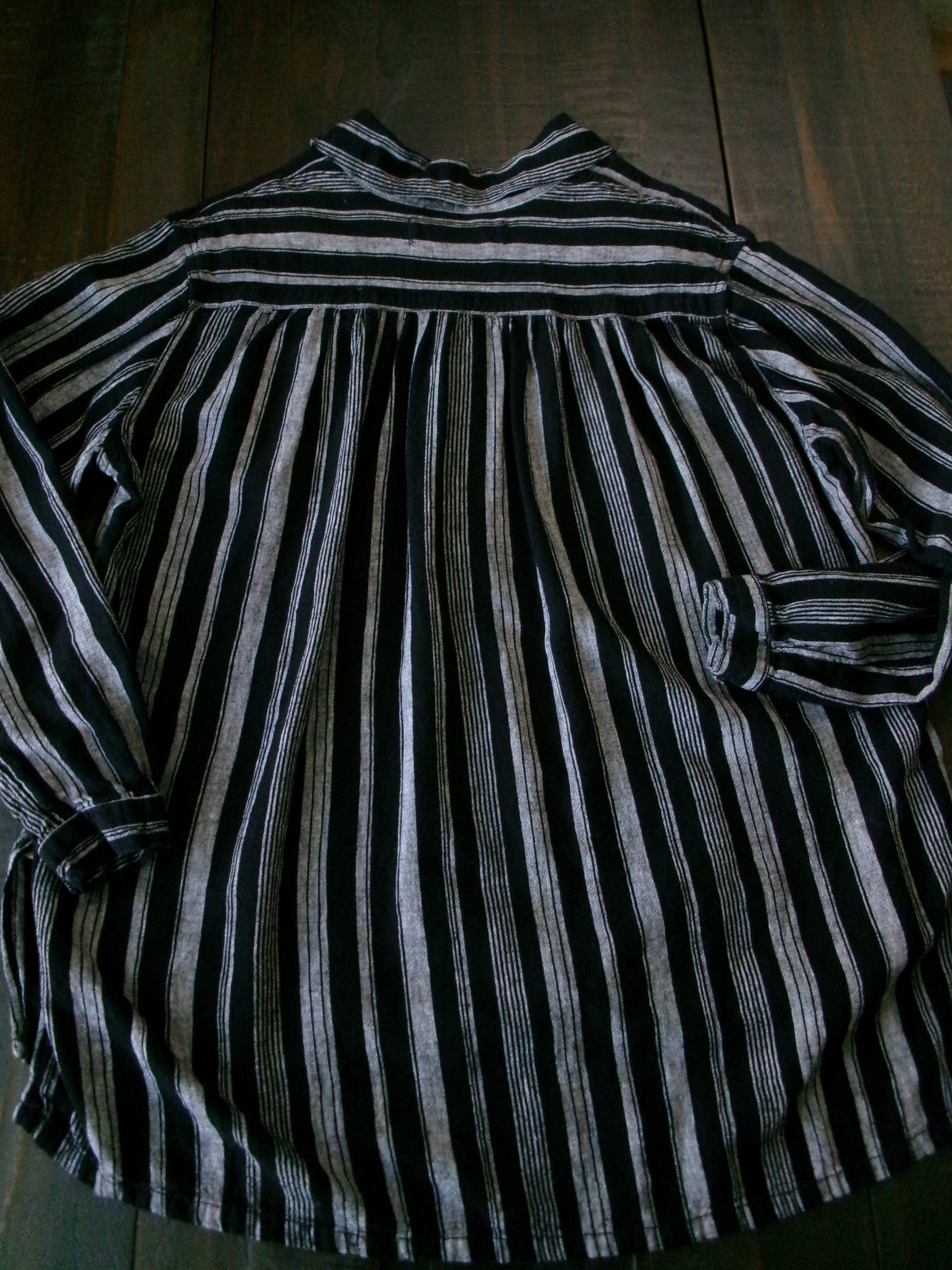 We The Free Oversized 3-Button Striped Shirt - Black & White Size X Small