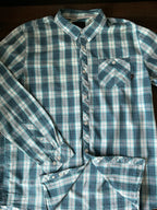 O'Neill Men's Long Sleeve Button Up Shirt Teal, Blue and White.   X-Large