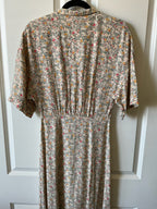 Zara Women's Long Maxi Dress Flowered Print Short Sleeve V-Neck. Size Small